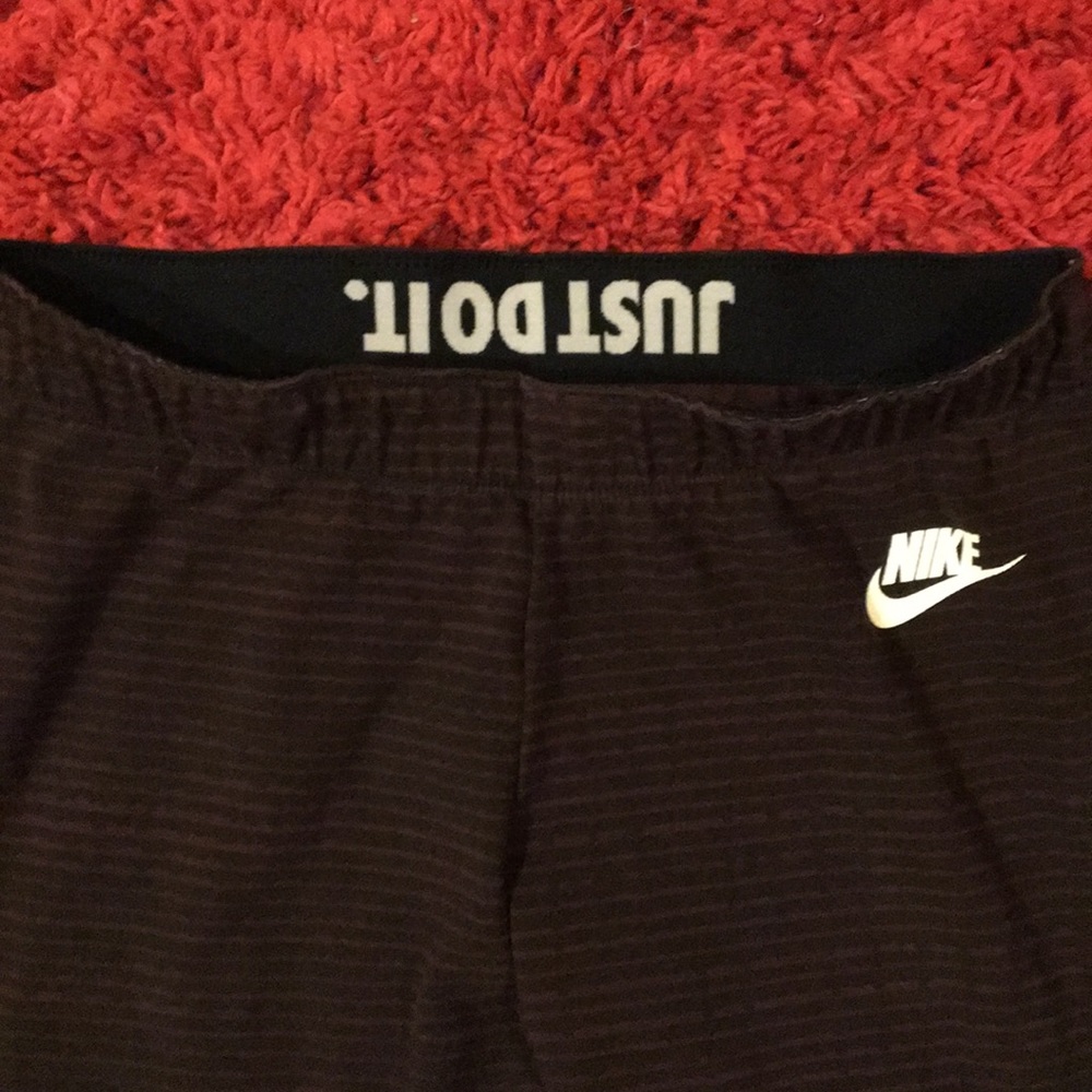 Nike running Leggings💜 - Picture 3 of 7